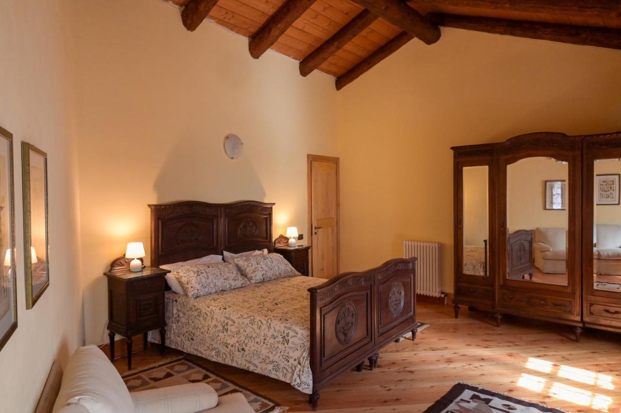 Hotel La Casa Del Castellano Cinzano Exteriér fotografie